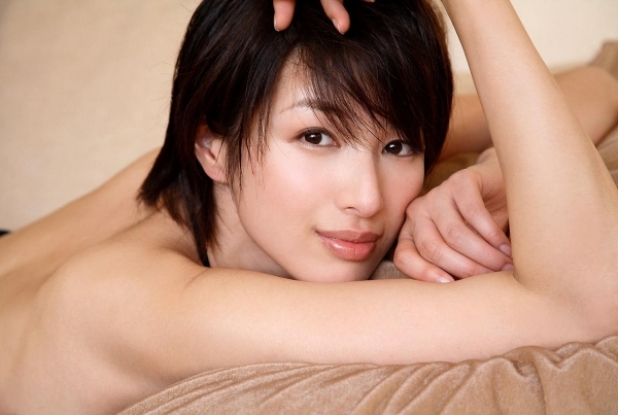 【熟女の魅力】吉瀬美智子(40歳)のスレンダーボディがえろ杉たまらんｗｗｗｗｗ ※画像あり※